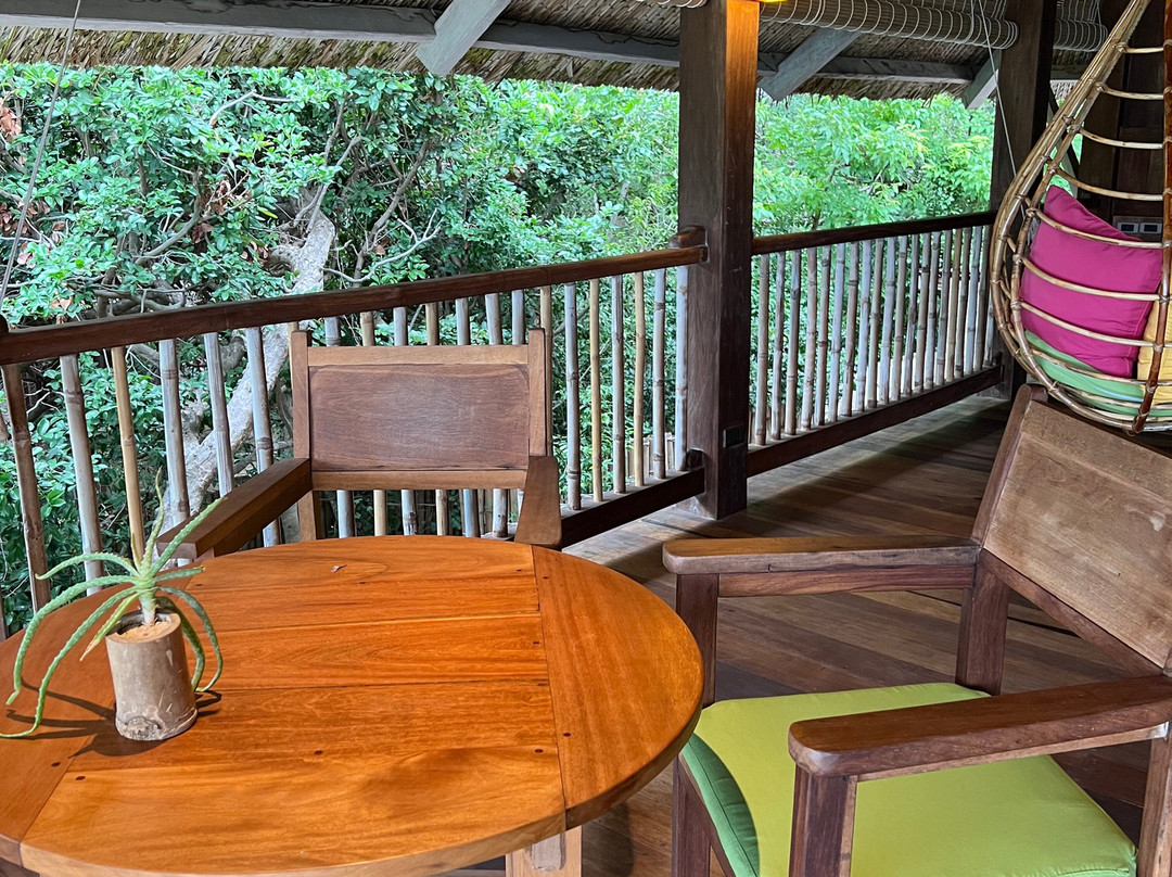 宁凡湾六善酒店主图