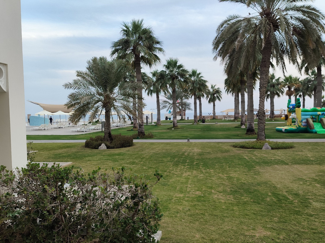 海岸线海滩度假村主图