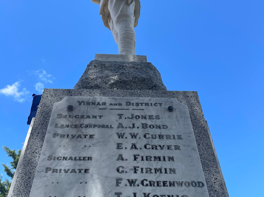 Yinnar War Memorial景点图片