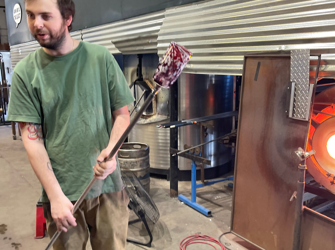 AO Glass-伯灵顿必去景点