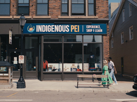 Indigenous Pei Store-夏洛特镇必去景点