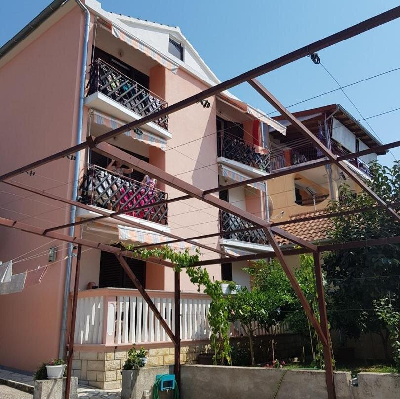 Apartments Dragana