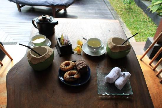 巴厘岛乌布卡娅内穆雅度假村主图