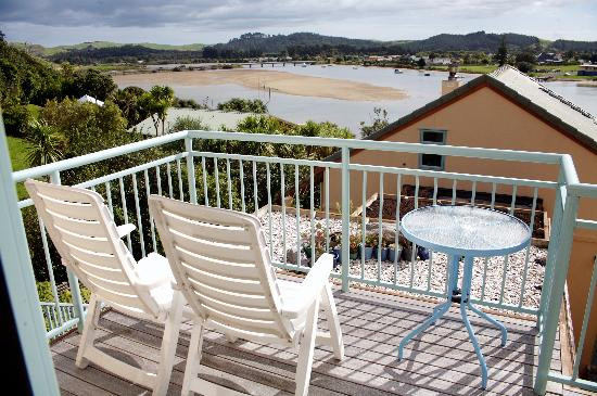 Compass Points Holiday Studio主图