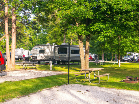 卡特洞穴国家度假村公园主图