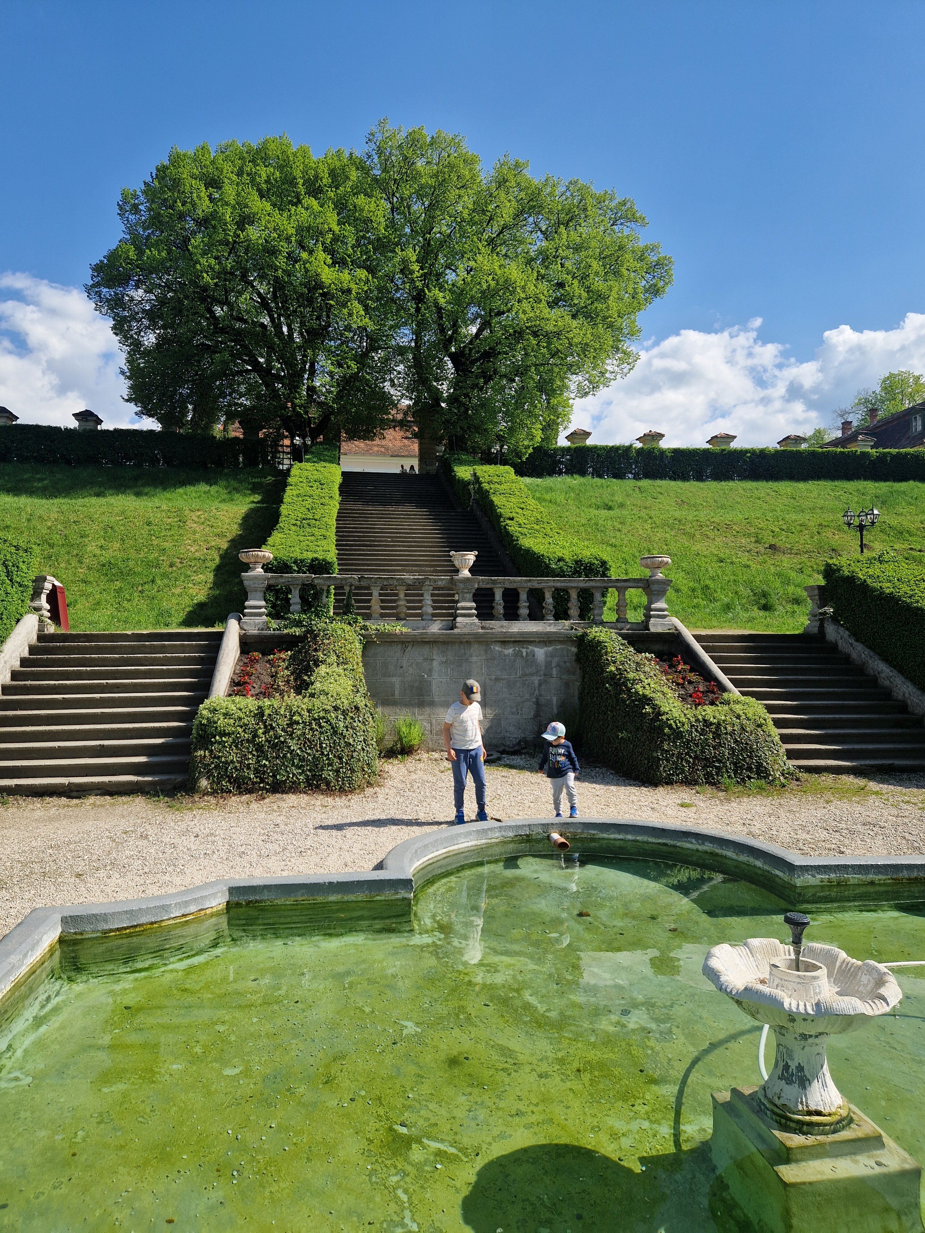 Palatul Brukenthal Avrig-官方