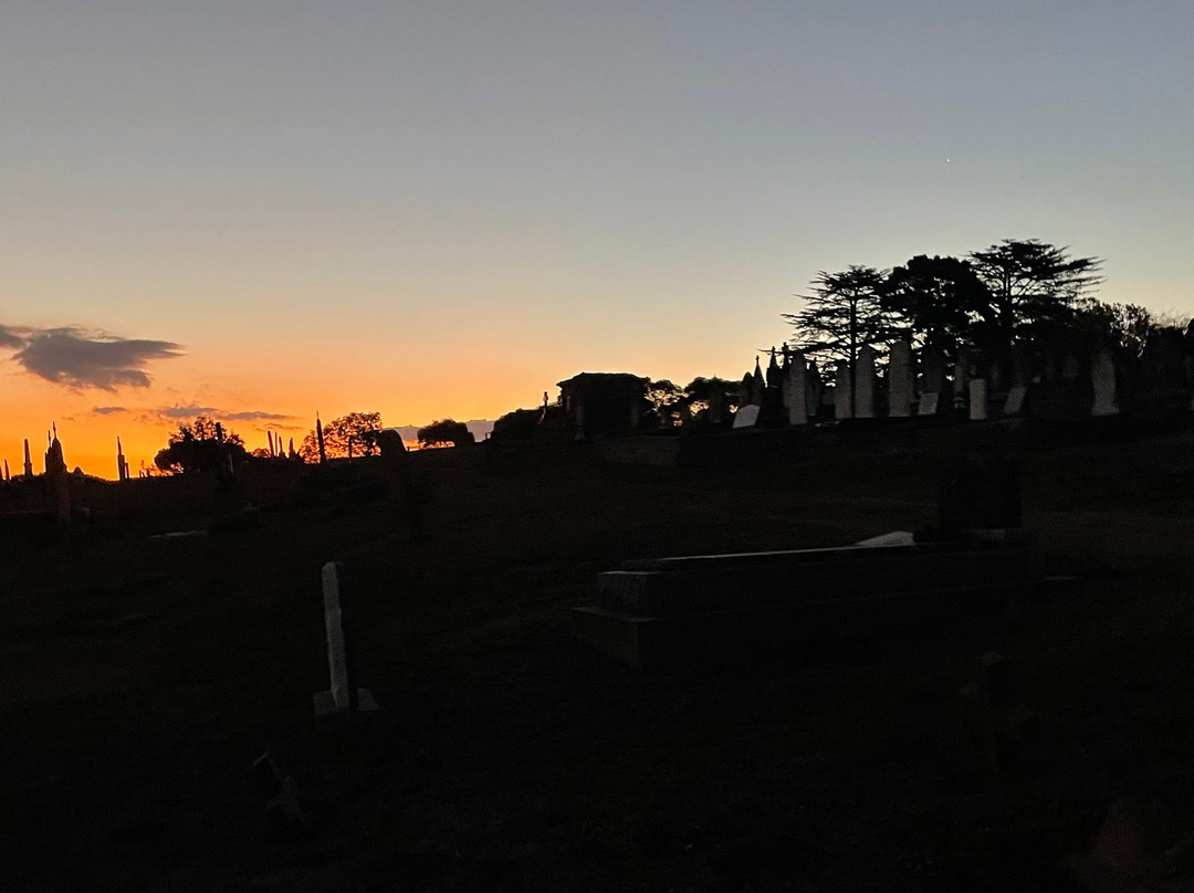 Yass Cemetery-亚斯必去景点