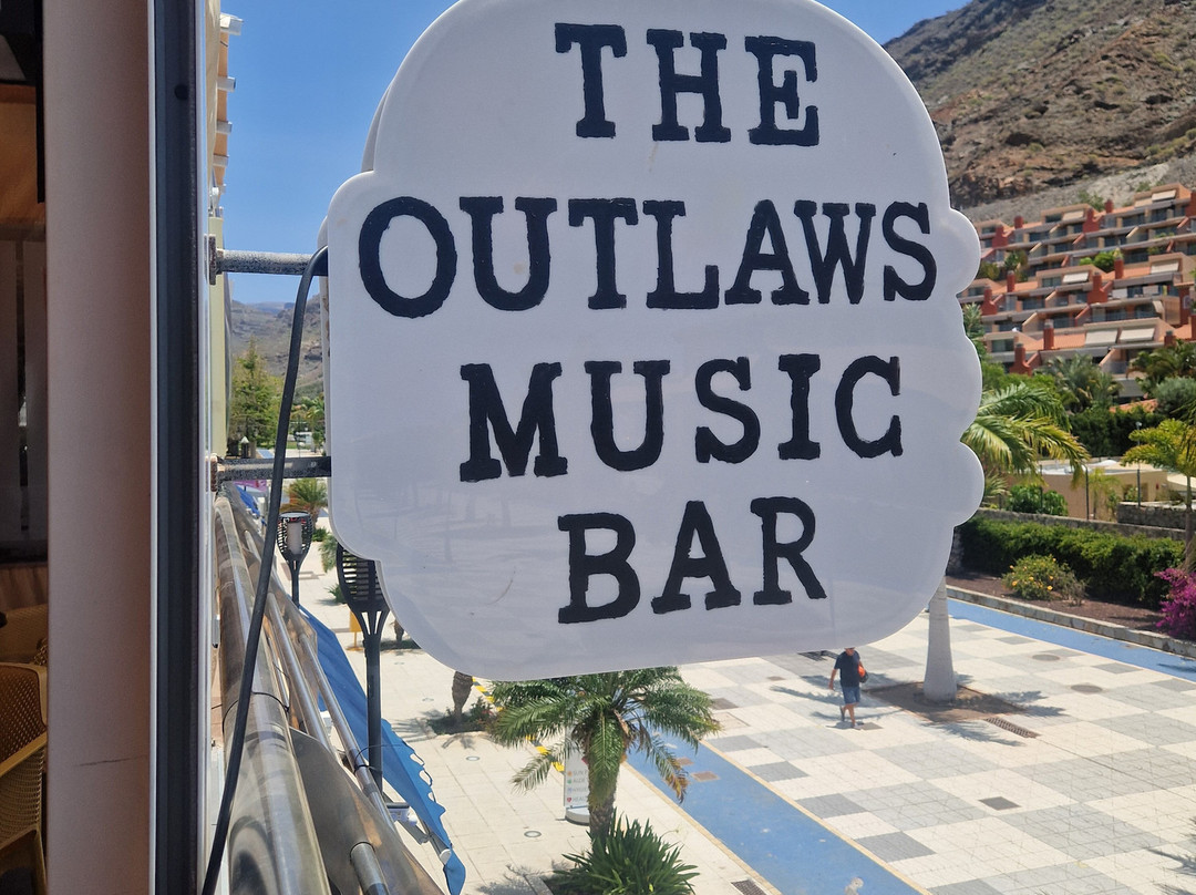 The Outlaws Bar-Mogan-莫干港必去景点