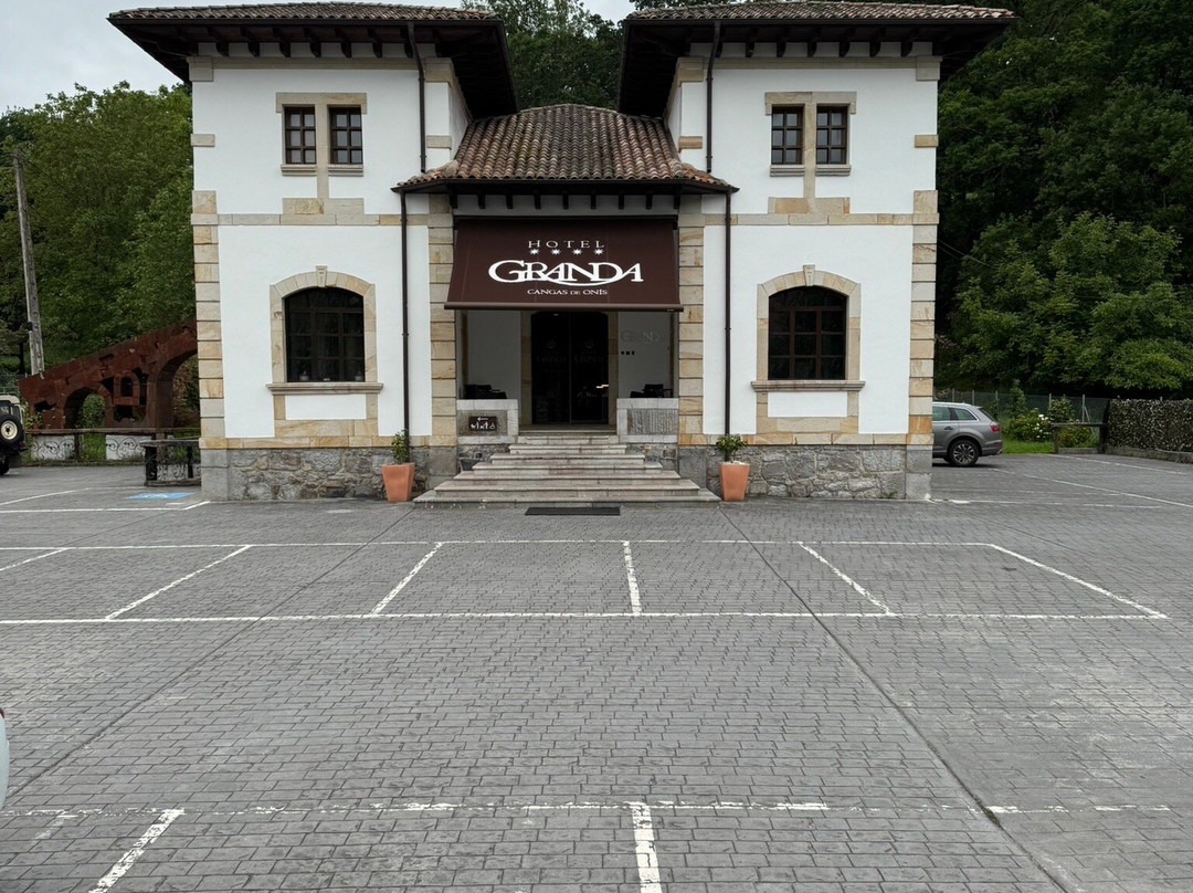 格兰达酒店主图