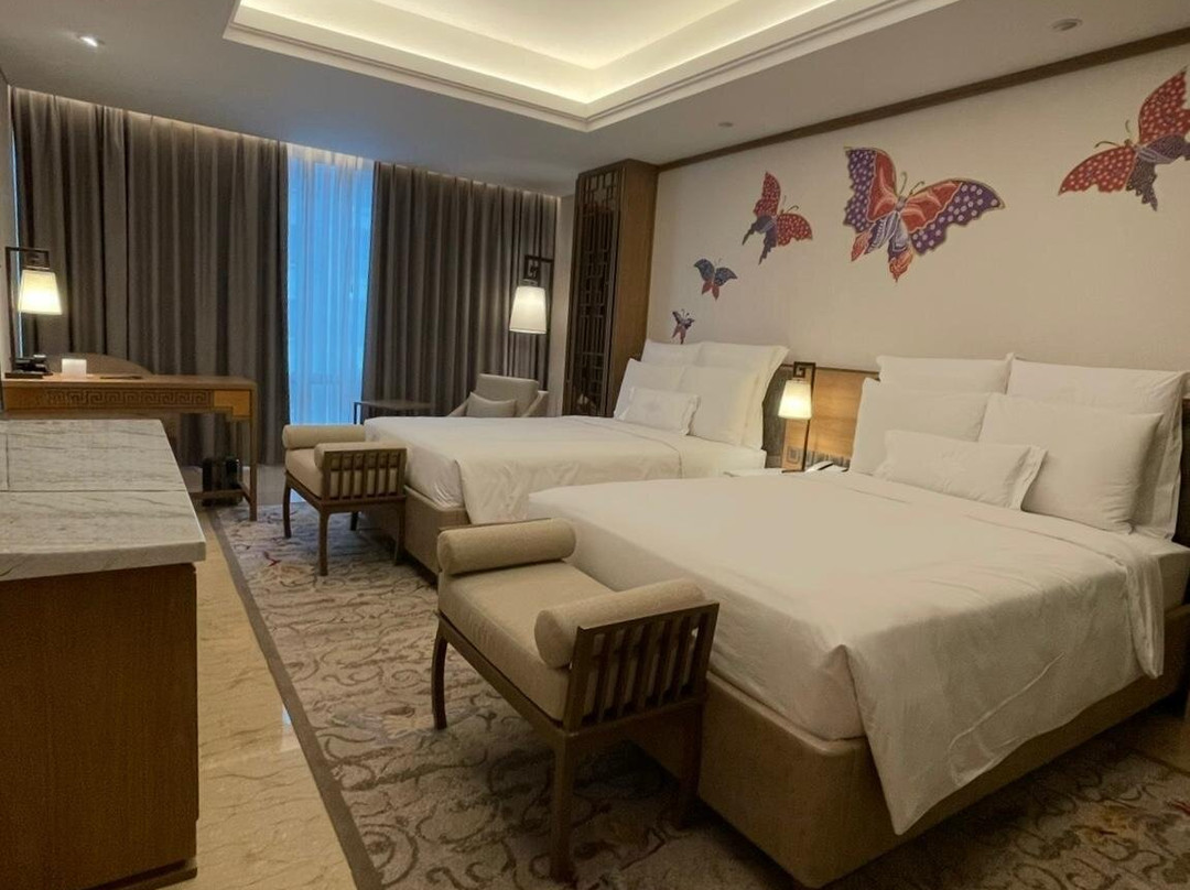 Hotel Tentrem Semarang主图