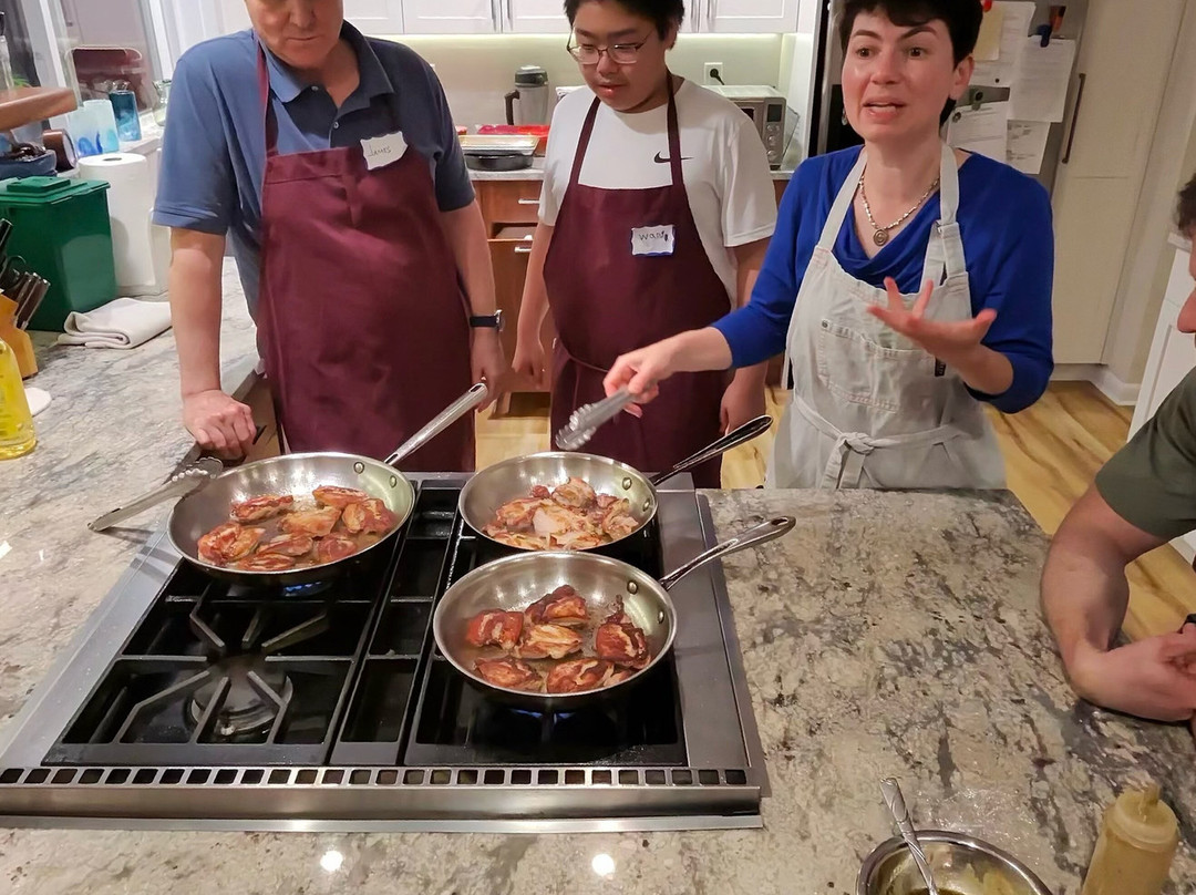 Helen's Kitchen Cooking School-内蒂克必去景点