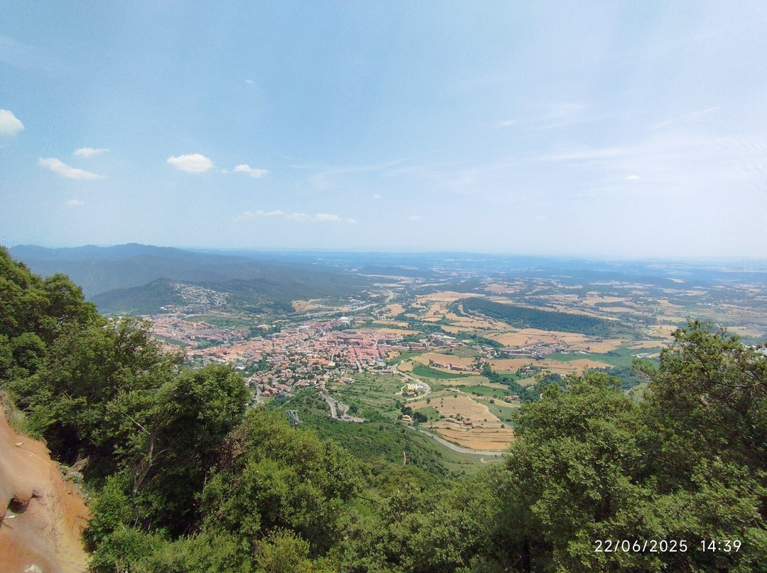 Santuario de Queralt-Berga必去景点