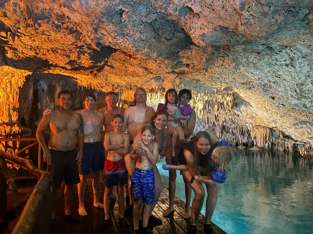 Xtun Cavernas-阿范特拉斯港必去景点