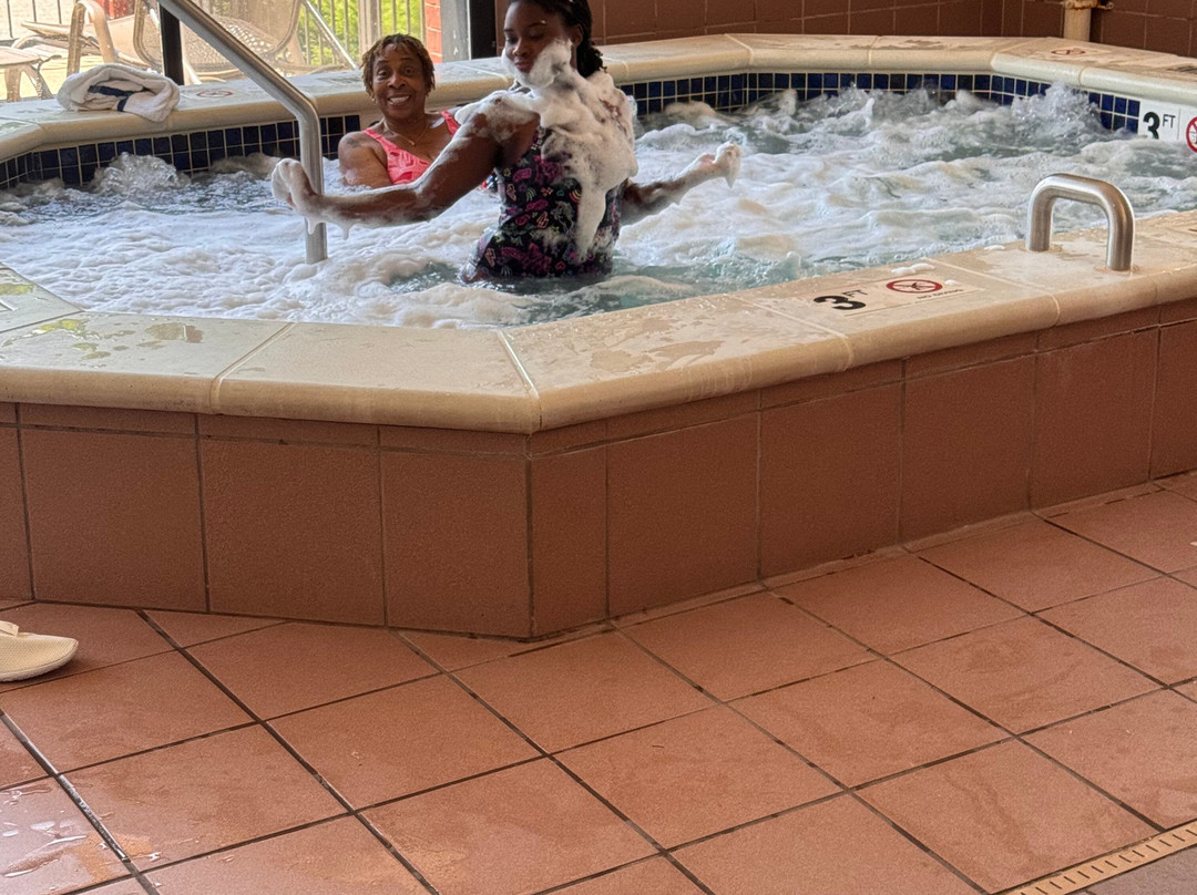 Drury Inn & Suites Evansville East主图