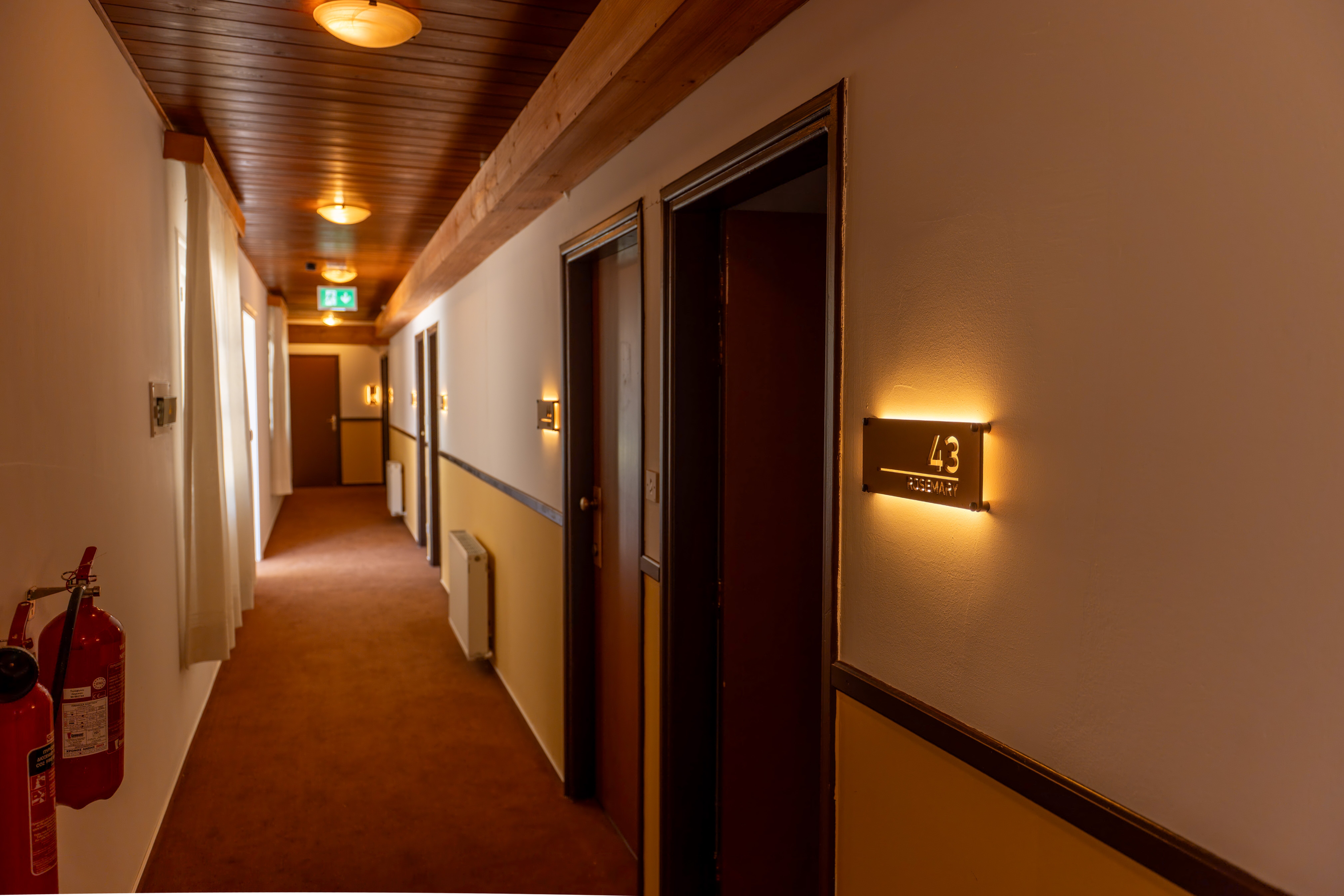 新赫尔维蒂酒店-客卧