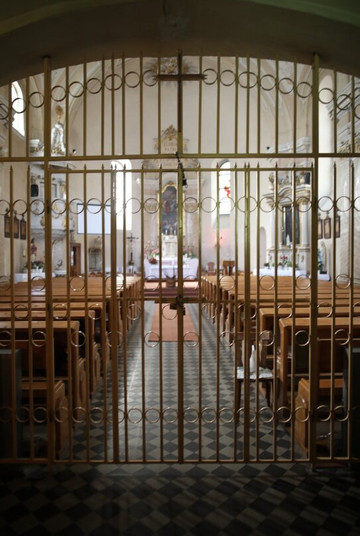 Biserica Romano-catolică „sf. Treime”-Bistrita Bargaului必去景点