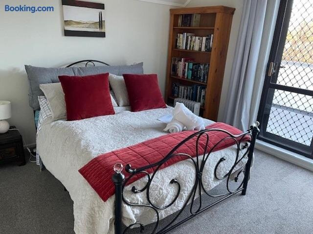Quiet and Cosy