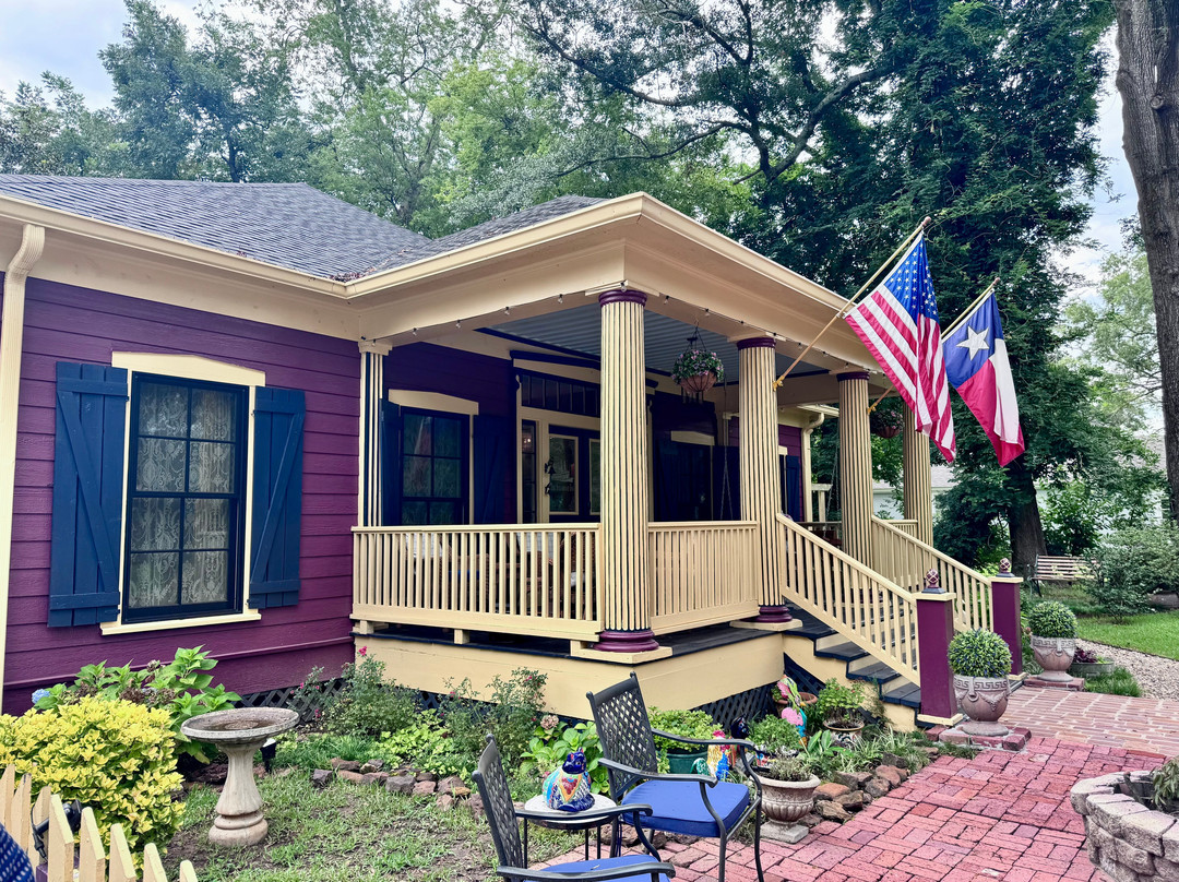 The Steamboat Inn主图