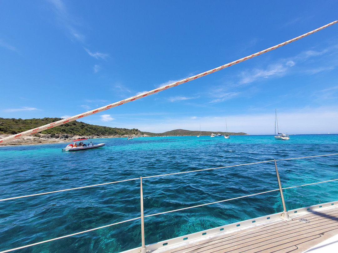 Shaka Sailing-Saint Florent必去景点