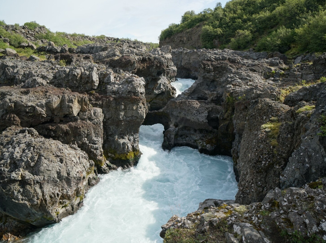 Hraunfossar-Husafell必去景点