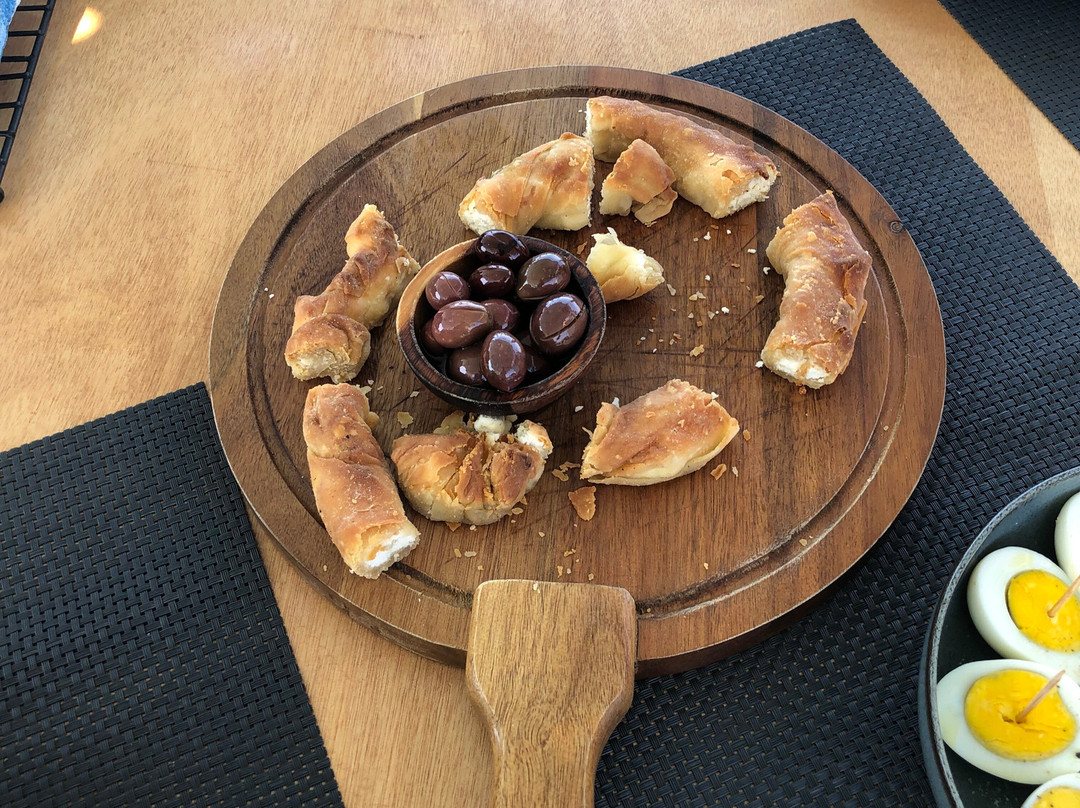 Zeppos Fishing Tours-纳乌萨必去景点