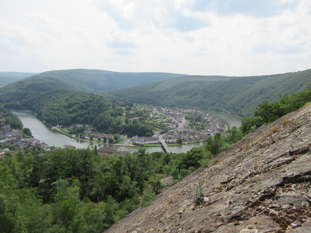 La Roche À Sept Heures