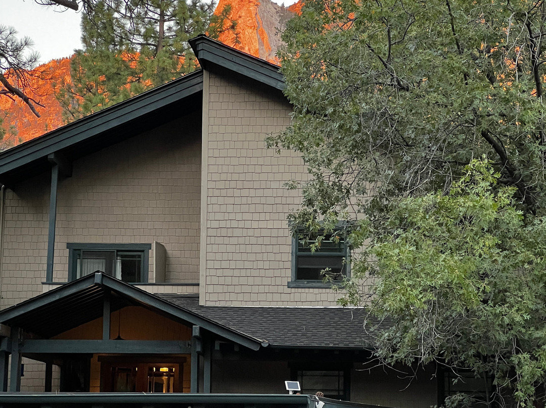 The Grand Idyllwild Lodge主图