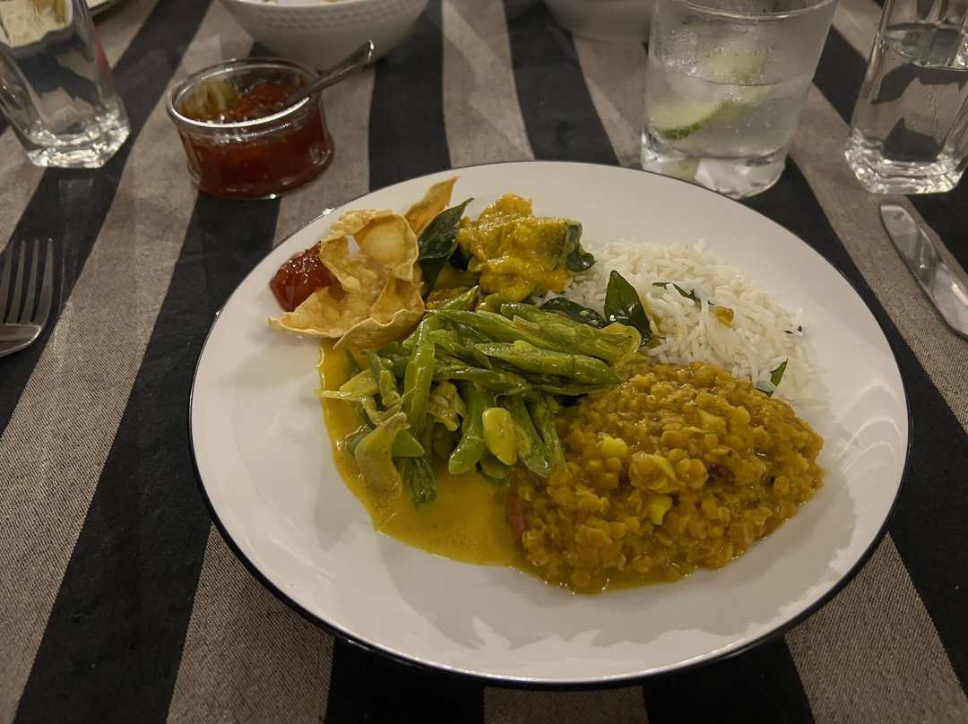 Ashburnham Estate主图