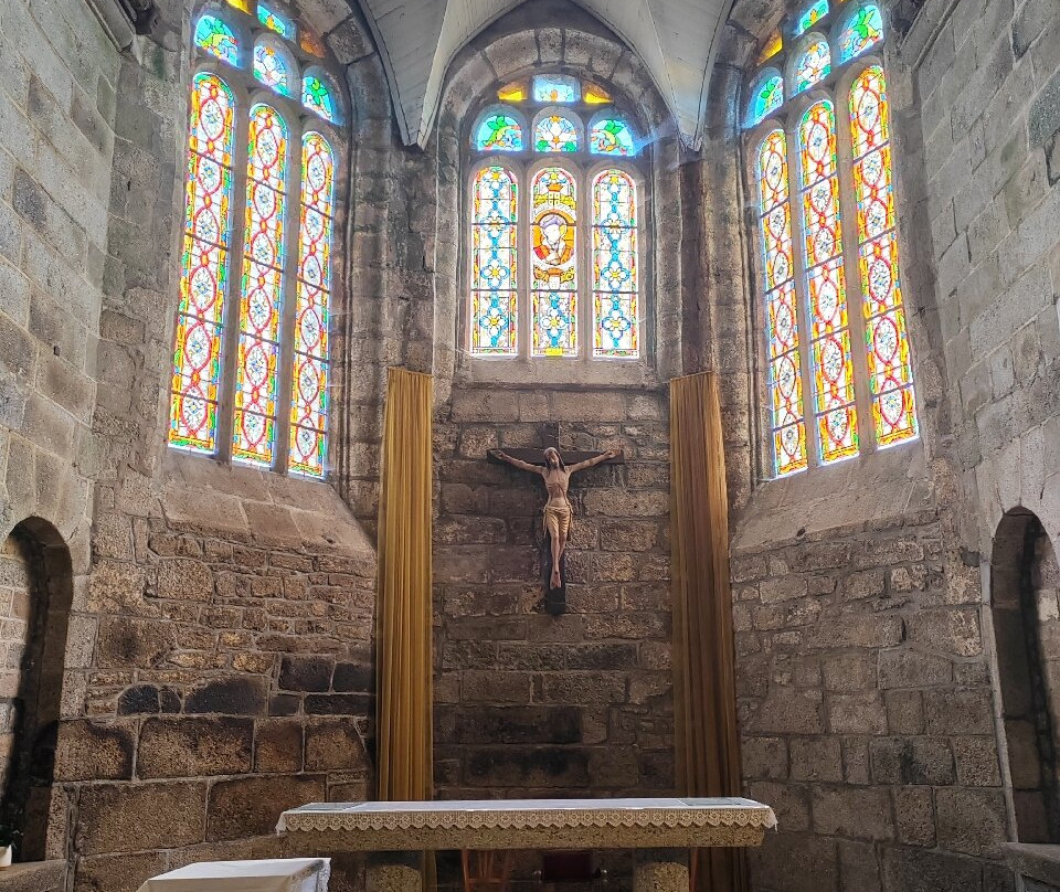 Eglise Saint-yves-Huelgoat必去景点