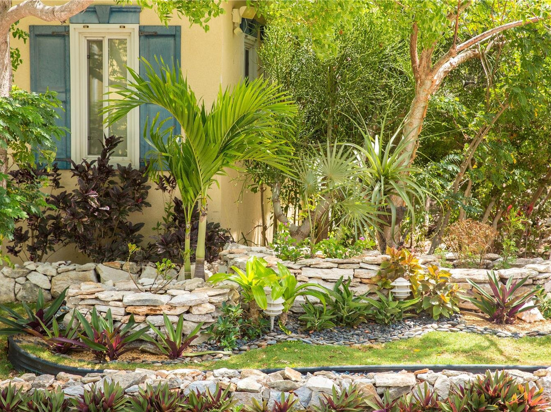 科科莫植物园度假村