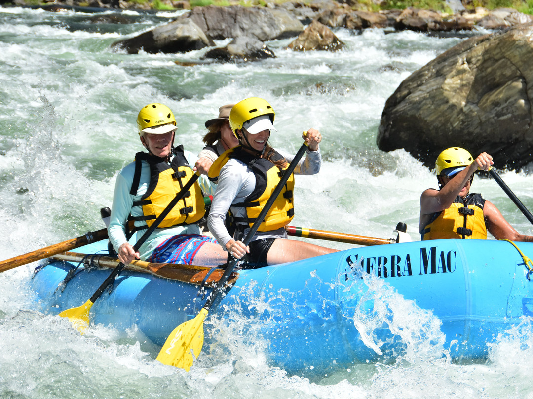 Sierra Mac River Trips-格罗夫兰必去景点
