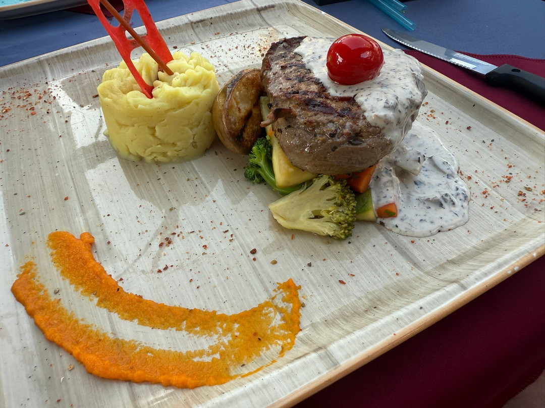 Ti Bone Restaurant Steak House & Bar