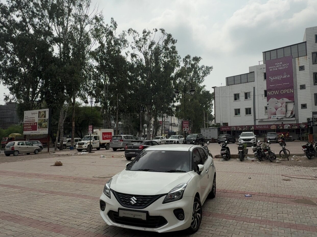 Dreamz Inn & Suites主图