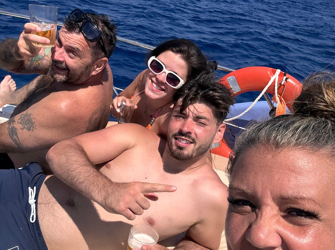 cornelia luxury yacht cruiser-普它肋斯必去景点