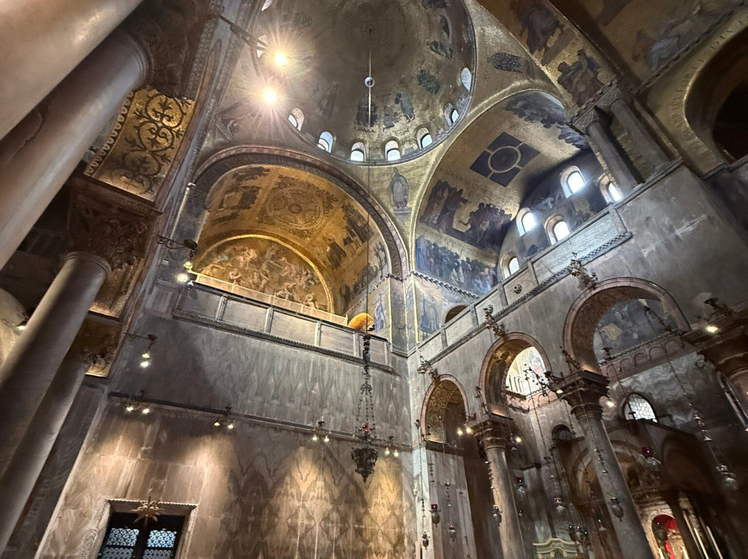 Beyond Venice Tourist Guide-威尼斯必去景点