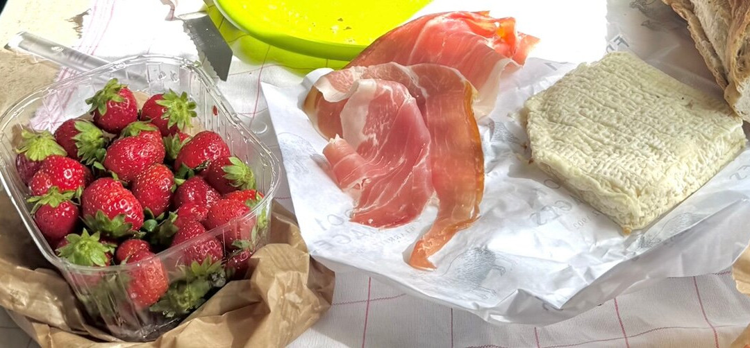 Mercado Les Halles-比亚里茨必去景点