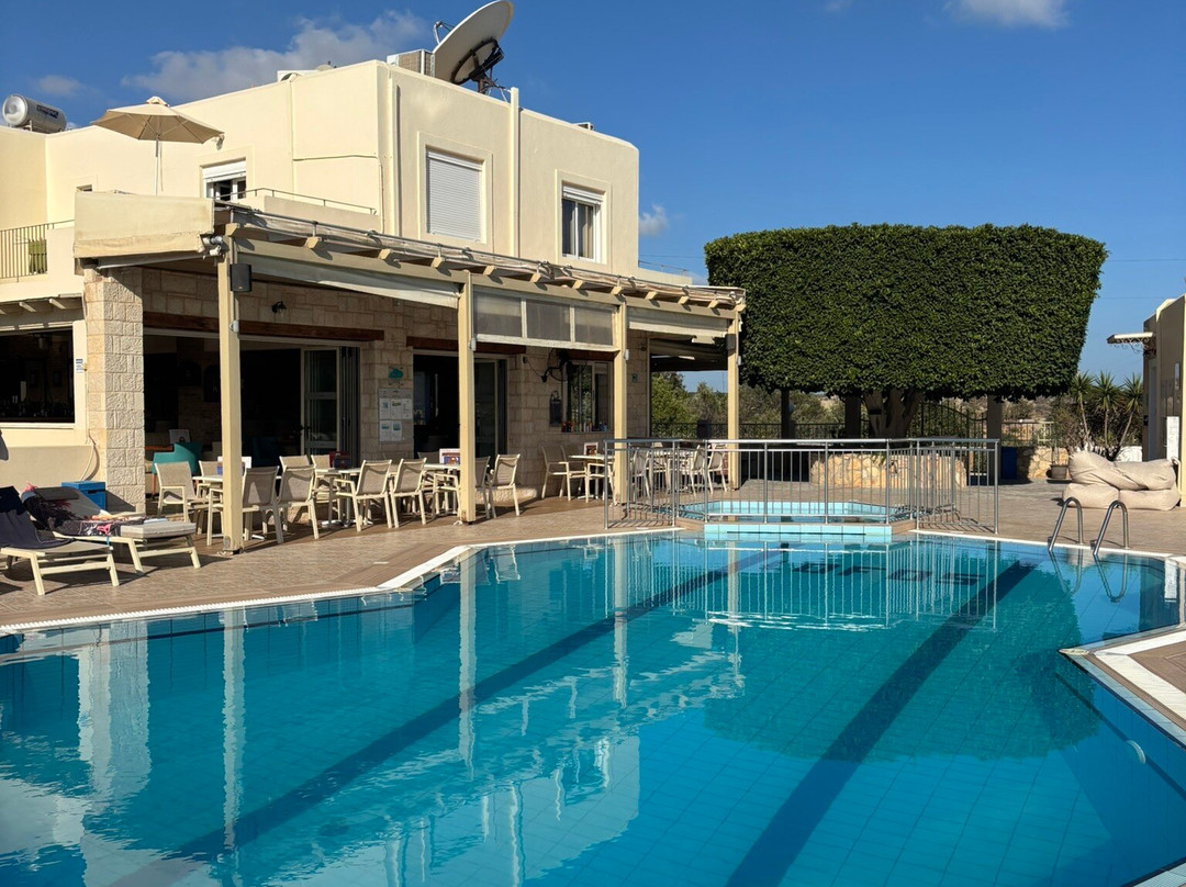 Lofos Apartments主图