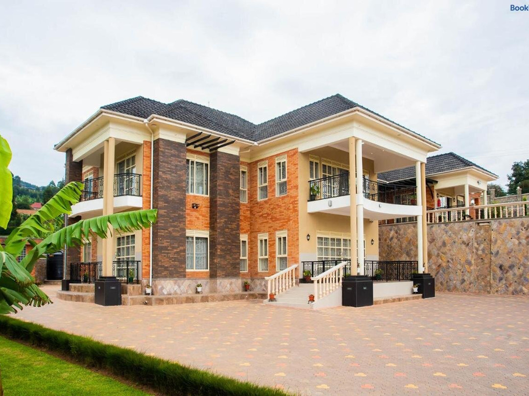 The Georges Residence