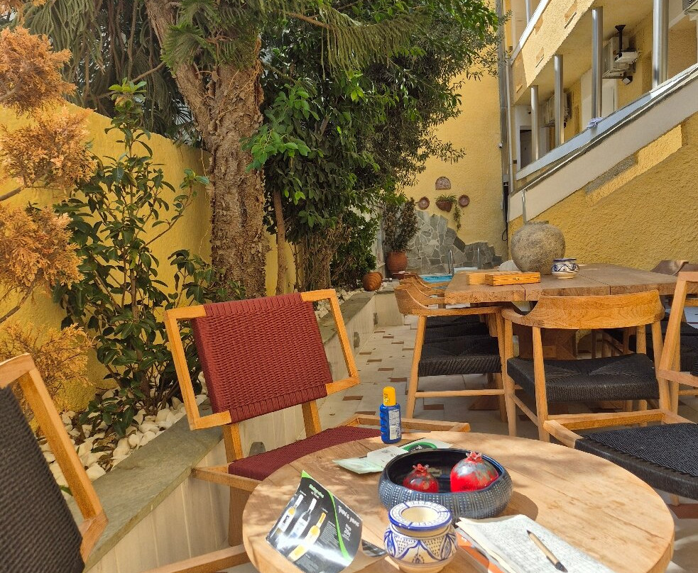 Thymi's Home Hotel主图