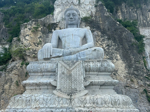 Cambodia Private Transport-马德望必去景点