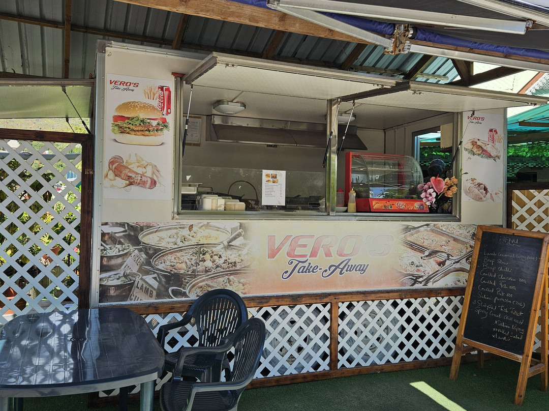 Laurent's Taxi Service-普拉兰岛必去景点