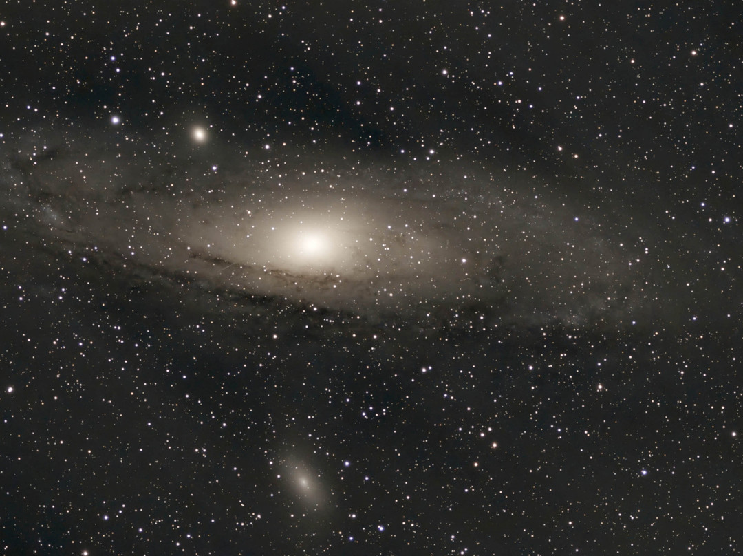 阿尔尼斯酒窖酒店主图