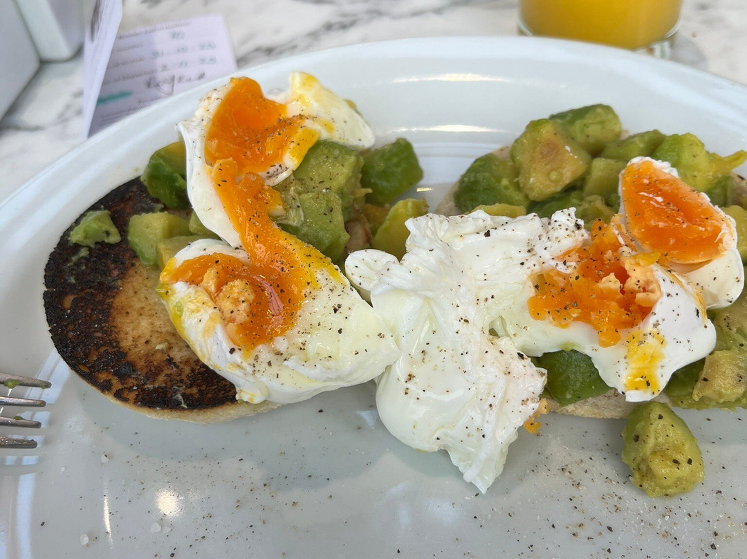 力推山脉酒店主图