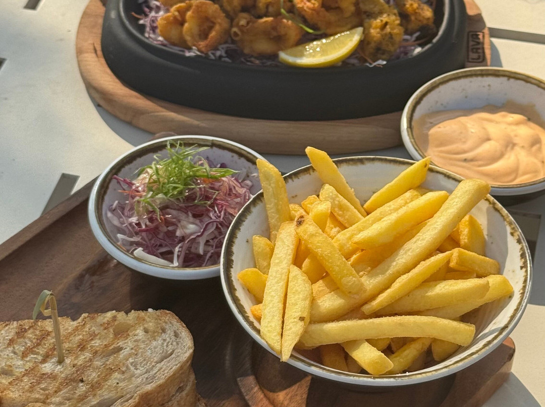 军官俱乐部酒店主图