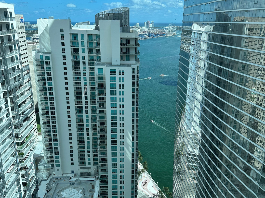 迈阿密布杂艺术酒店主图