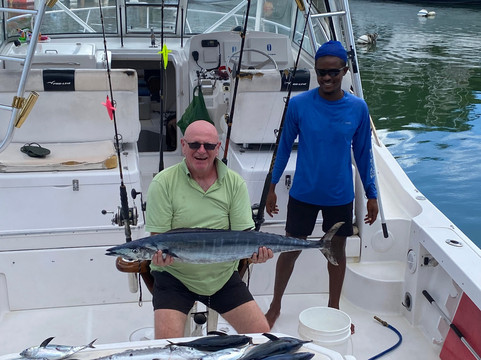 Therapy Charters-布里奇顿必去景点