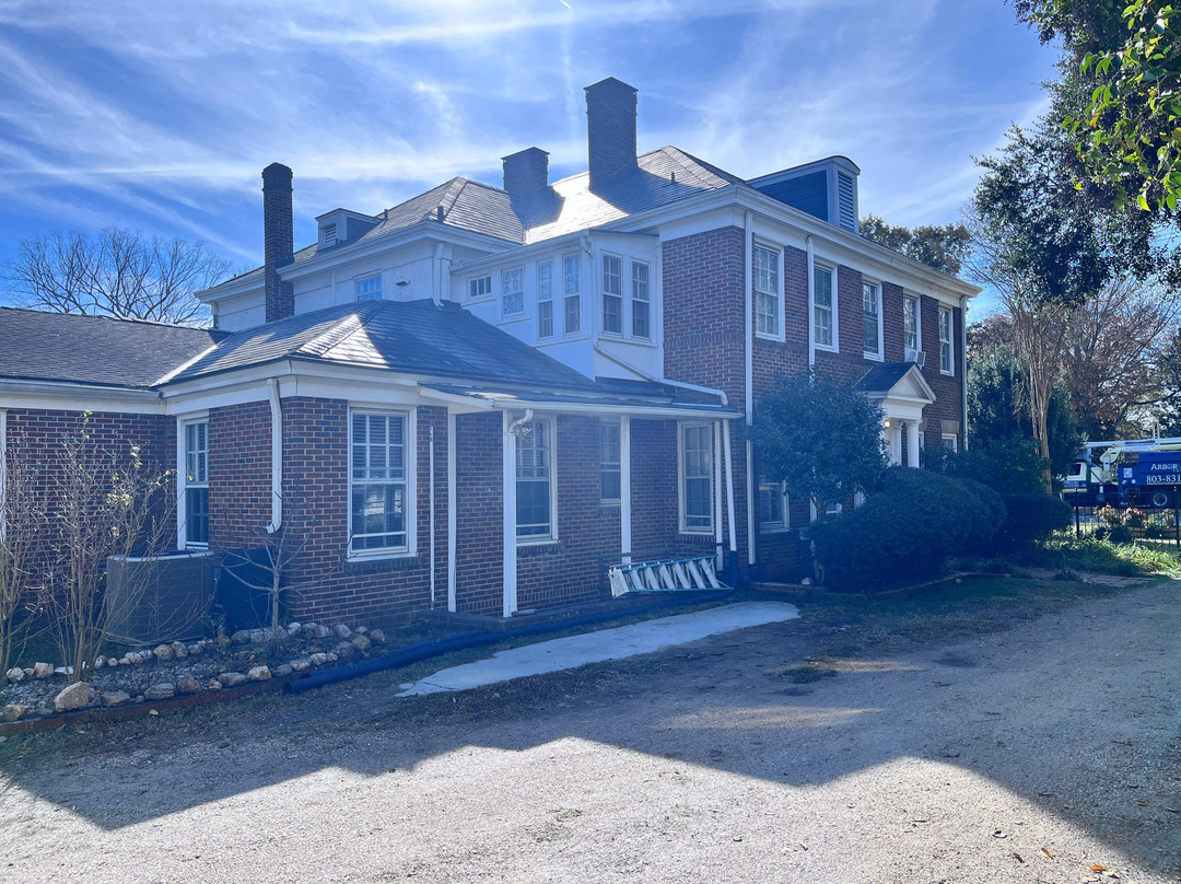 The Book and the Spindle主图