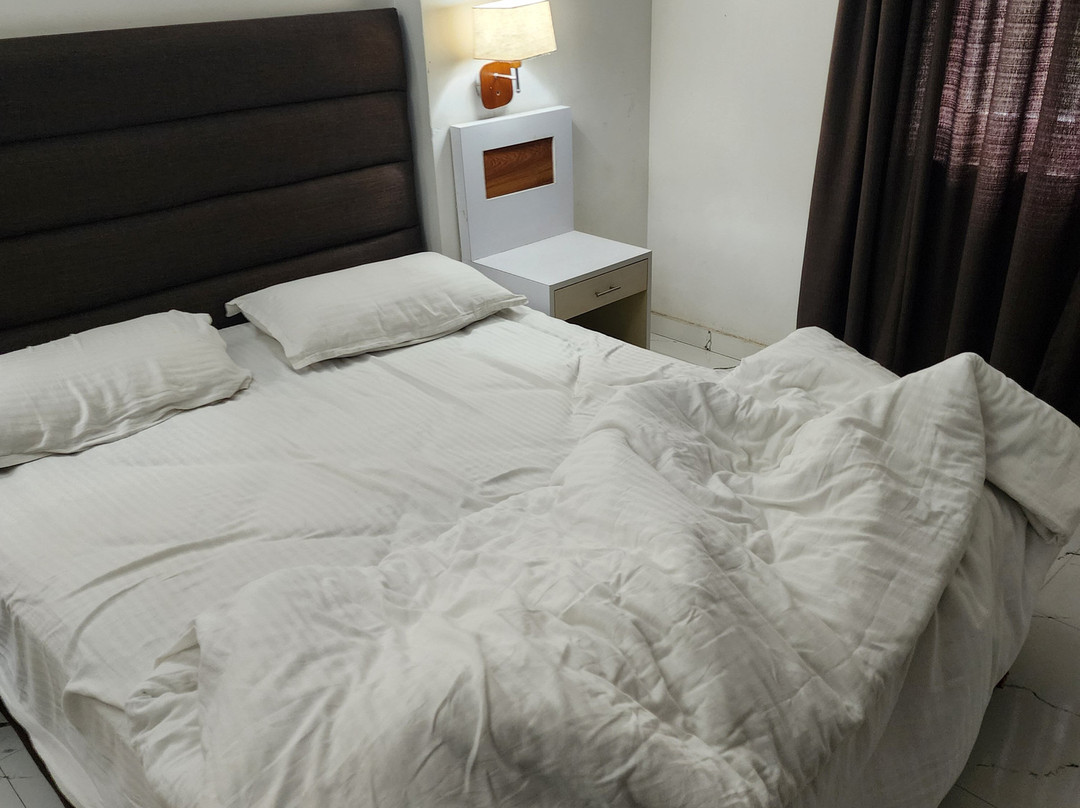 Utsavam Hotel Apartments主图