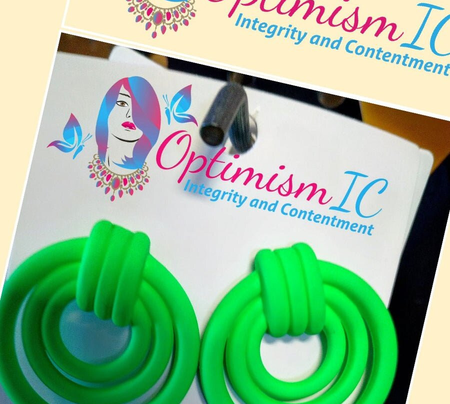 Optimismic Wigs And Gifts-West Saint Paul必去景点