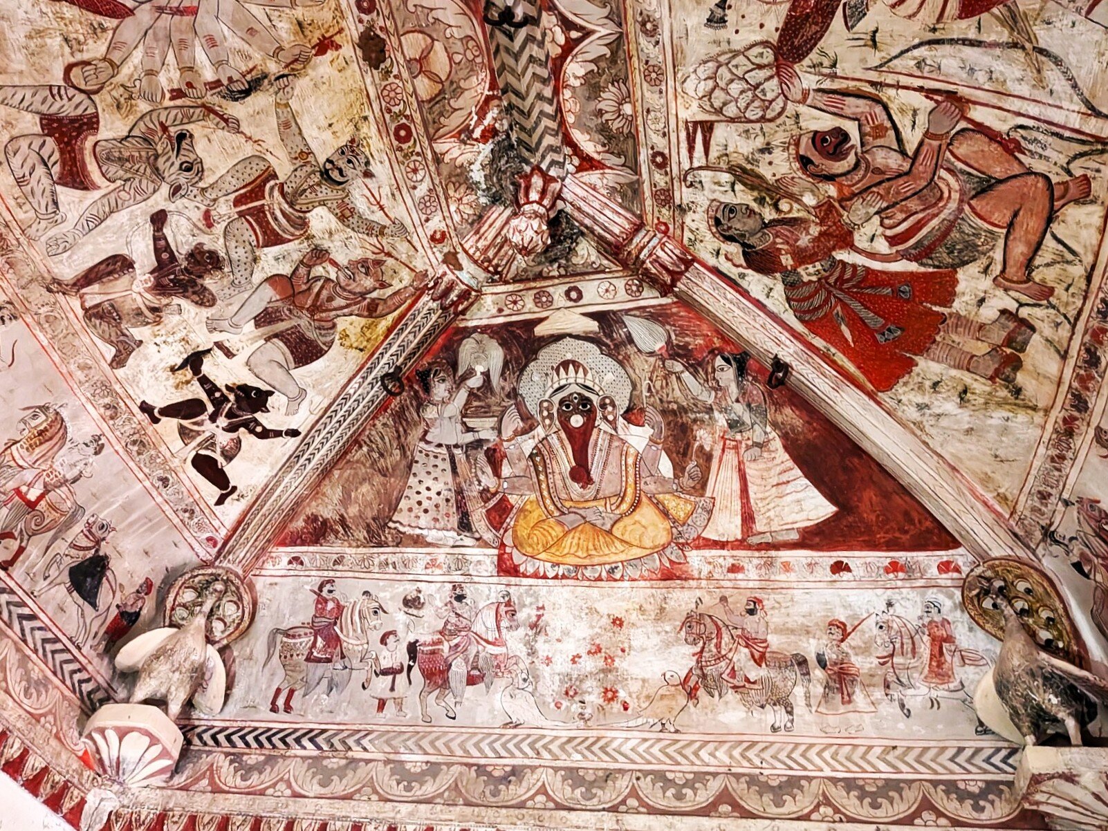 MPT Sheesh Mahal, Orchha-官方